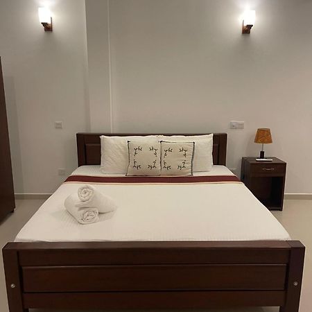 Mihira Gedara Apartments Unawatuna Esterno foto