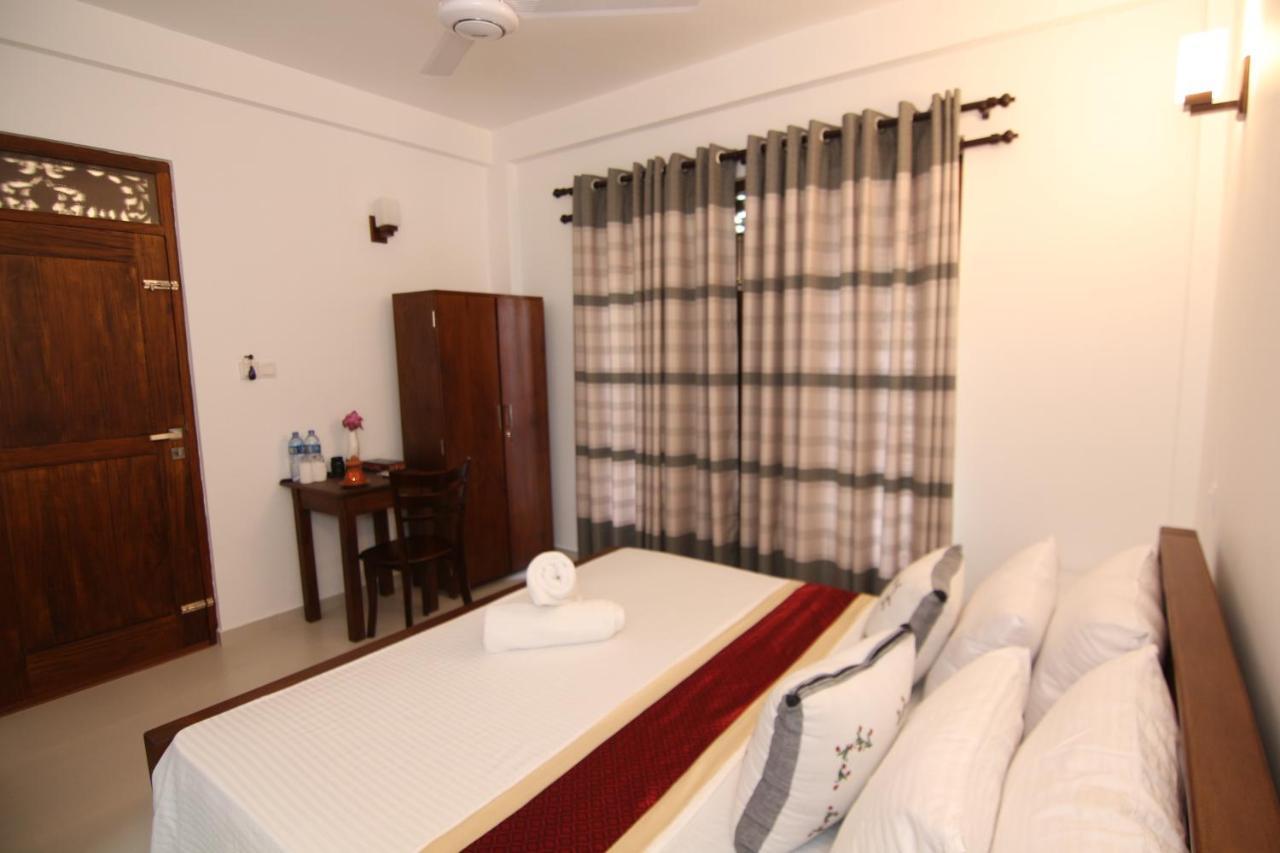 Mihira Gedara Apartments Unawatuna Esterno foto