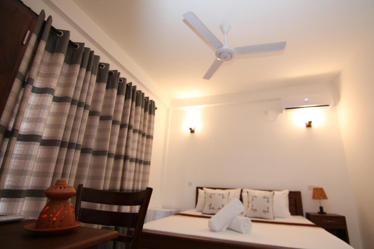 Mihira Gedara Apartments Unawatuna Esterno foto