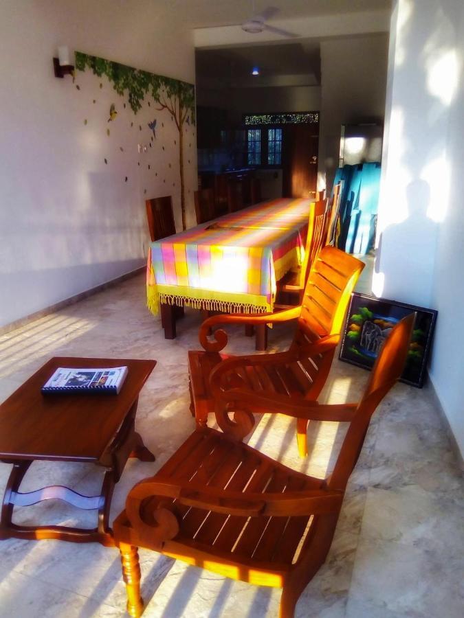 Mihira Gedara Apartments Unawatuna Esterno foto