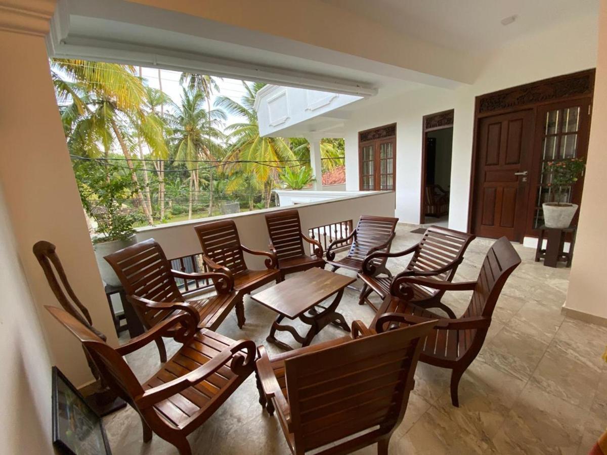 Mihira Gedara Apartments Unawatuna Esterno foto